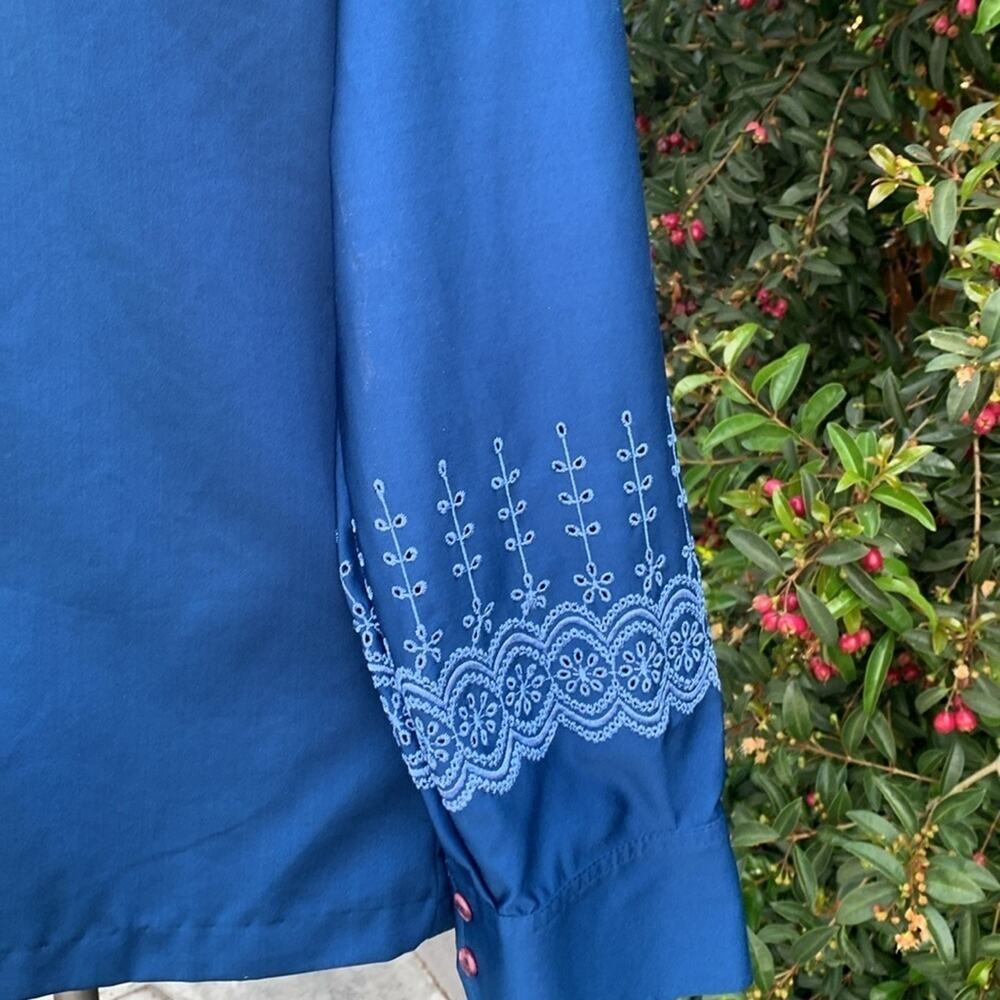Vintage Velvet Touch Button-Down Shirt – 70s Vibes Blue Men’s 1970s Embroidered - Picture 3 of 9